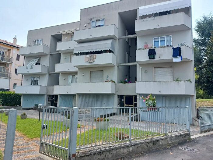 Appartamento in vendita in Via Coronelli, Rovigo