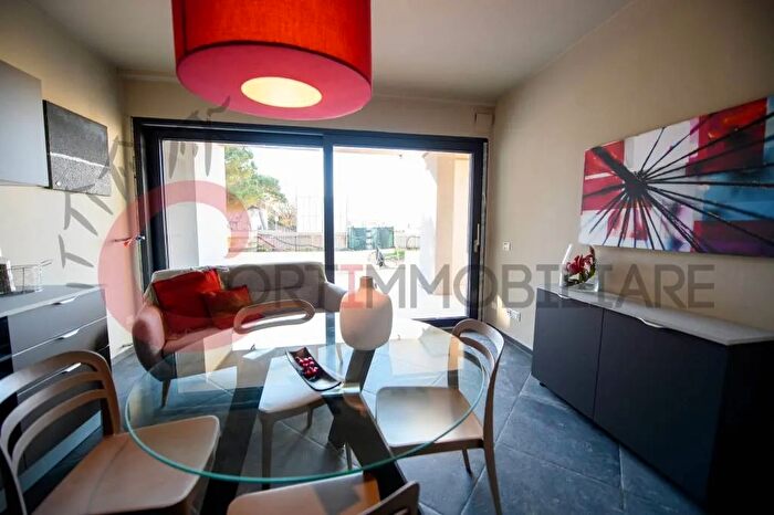 Appartamento trilocale in vendita in Lungomare Giuseppe Garibaldi Scarlino, Scarlino