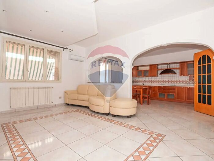 Appartamento con 6 locali in vendita in Via Belgio, Grammichele