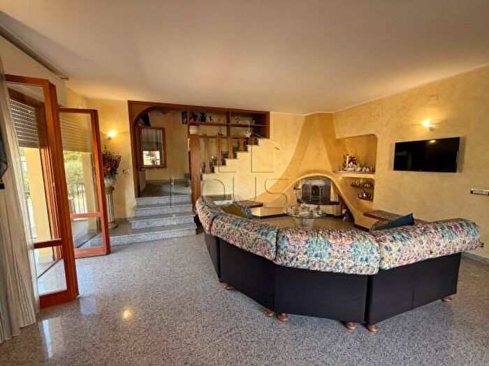 Casa con 6 locali in vendita in Via Palmiro Togliatti, Umbertide