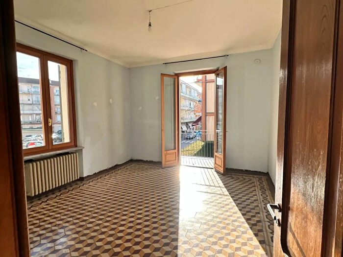 Appartamento con 5 locali in vendita in Via Quadrone, Mondovi