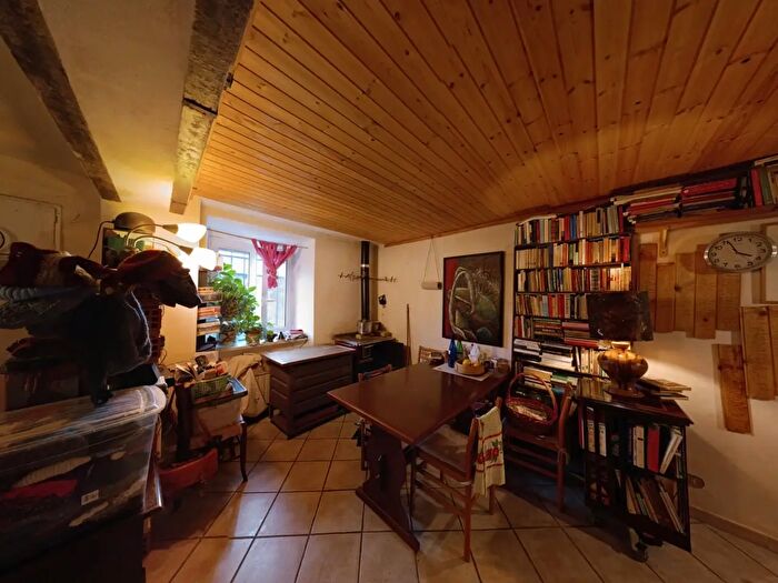 Casa quadrilocale in vendita in Via Dante Alighieri, Castelnuovo Magra