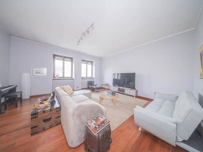 Appartamento con 6 locali in affitto in Via Ferdinando Bonsignore, Gran Madre Crimea, Torino