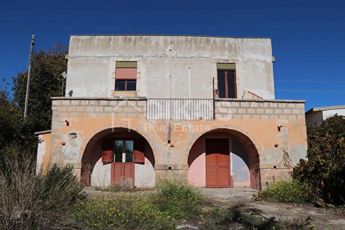 Casa con 19 locali in vendita in Cda San Andrea SNC, Noto