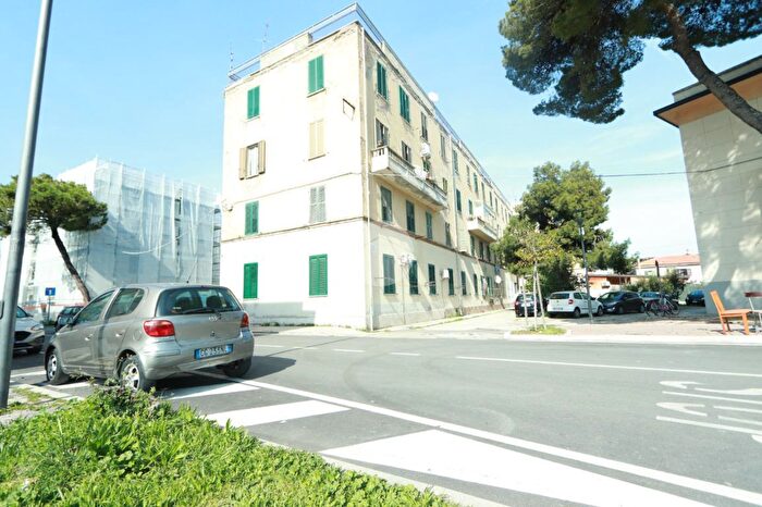 Appartamento trilocale in vendita in Via Raffaele Rossetti, Pescara