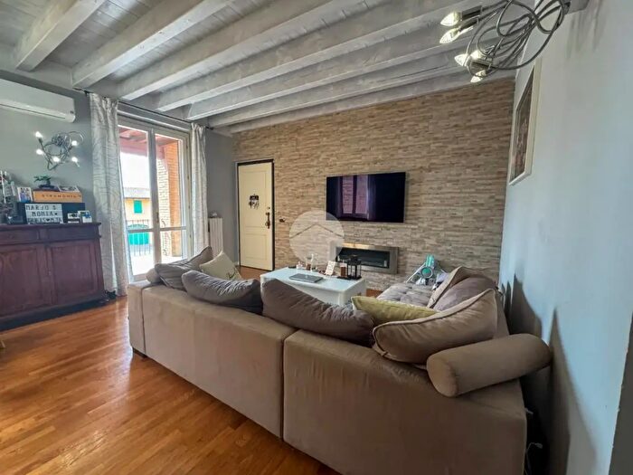 Appartamento trilocale in vendita in Via Sanoloco, Trenzano