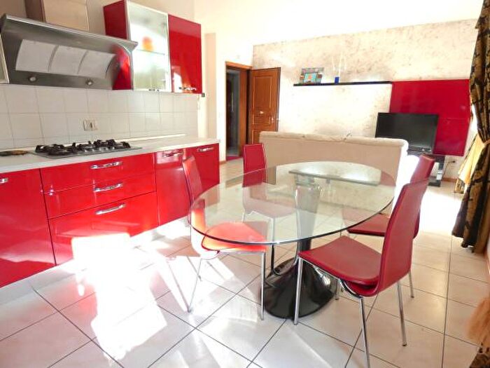 Appartamento quadrilocale in affitto in Viale Giuseppe Galliano, Riccione