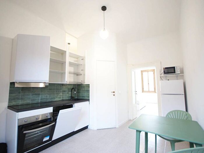 Appartamento bilocale in affitto in Via Carlo Imbonati, Dergano, Milano