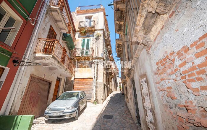 Casa con 5 locali in vendita in Strada Provinciale, Messina