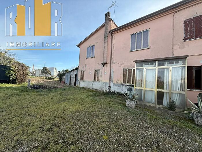 Casa trilocale in vendita in Via Nova, Pontelongo