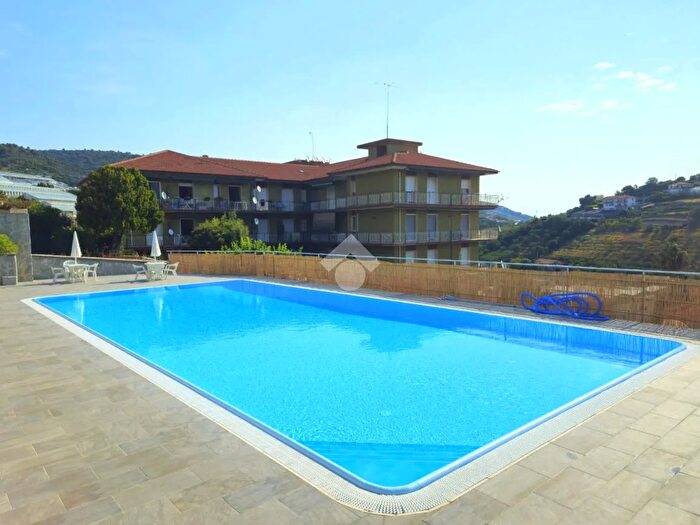 Appartamento bilocale in vendita in Via Santo Stevi Inferiore, Santo Stefano Al Mare