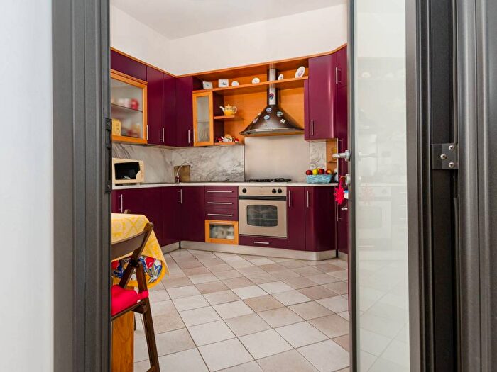 Casa trilocale in affitto in Via Puccetti, Centro Storico San Francesco, Prato