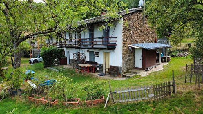 Casa quadrilocale in vendita in Via Gaia, Bagnolo Piemonte