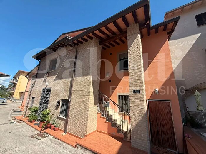 Appartamento bilocale in vendita in Santa Lucia di Costano b, Bastia Umbra