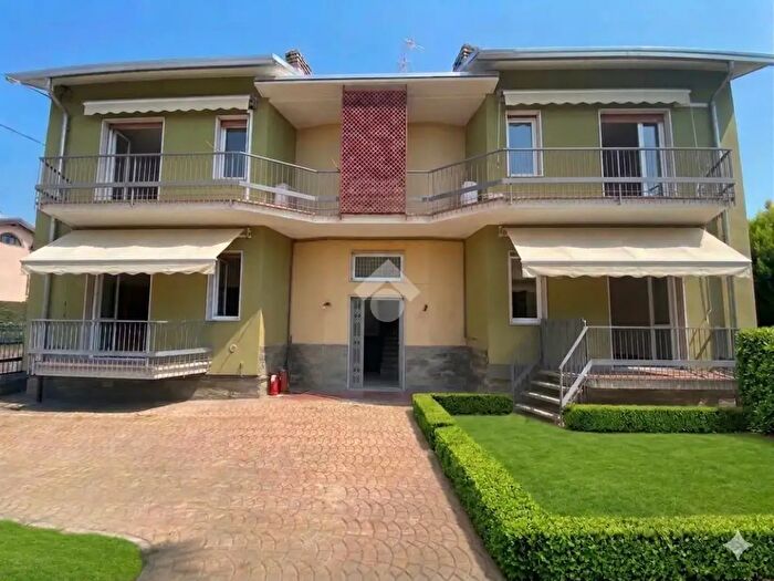 Appartamento bilocale in vendita in Via Lazzaretto, Samarate