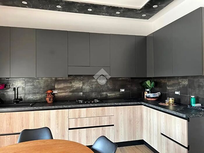 Appartamento trilocale in vendita in Via Fara, Canonica DAdda