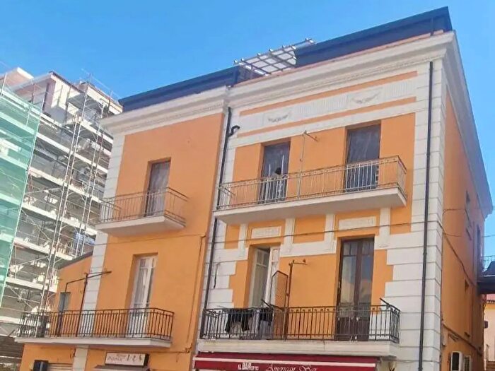 Appartamento trilocale in vendita in Via XXIV Maggio, Benevento