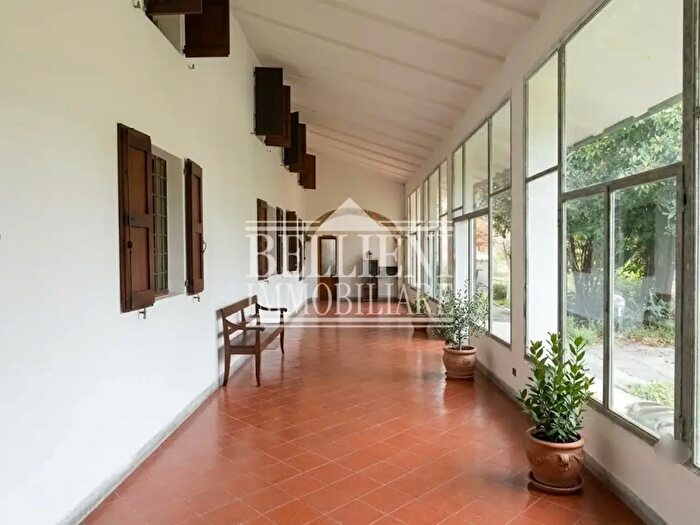 Casa con 6 locali in vendita in Stradone dei Nicolosi, Vicenza