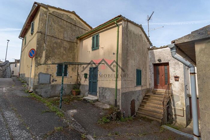 Appartamento quadrilocale in vendita in Pomarance