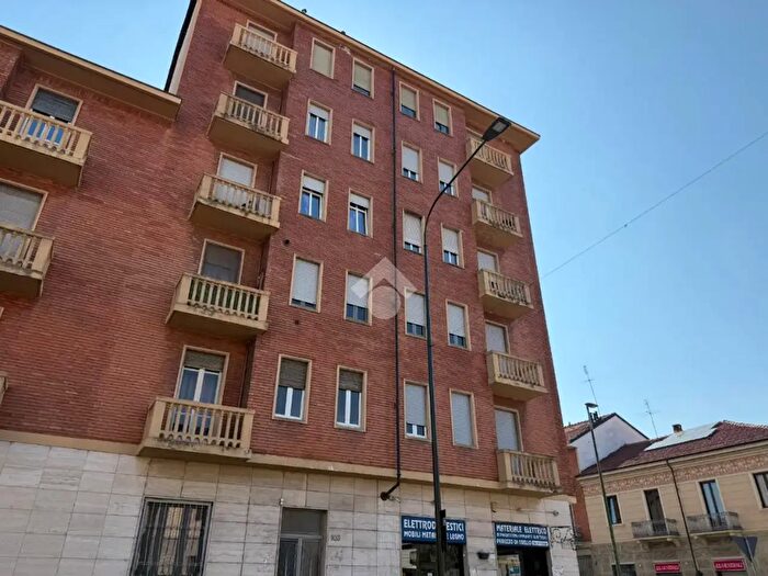 Appartamento bilocale in vendita in Via Val della Torre, Torino