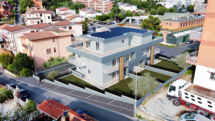 Appartamento quadrilocale in vendita in Via della Rimessa, Mentana