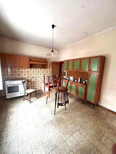 Casa con 5 locali in vendita in Fontanelle