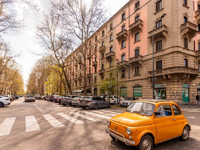 Appartamento bilocale in affitto in Via Ruggero di Lauria, Sempione, Milano