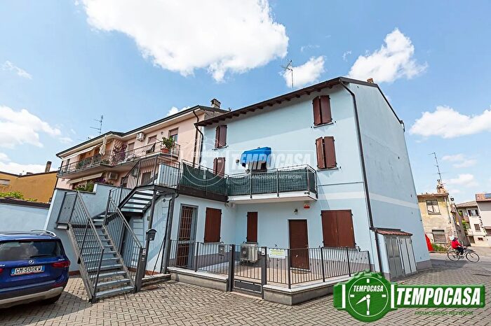 Appartamento trilocale in vendita in Via Crema, Soresina