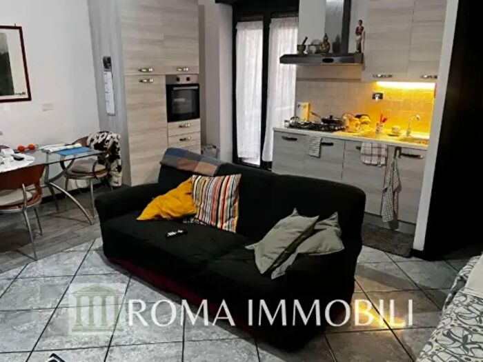 Appartamento bilocale in vendita in Via Villa Basilica, Roma