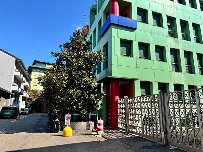 Appartamento bilocale in affitto in Bernardino Verro, Ripamonti Fondazione Prada, Milano