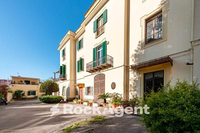 Appartamento bilocale in vendita in Via Alessandro Manzoni, Napoli