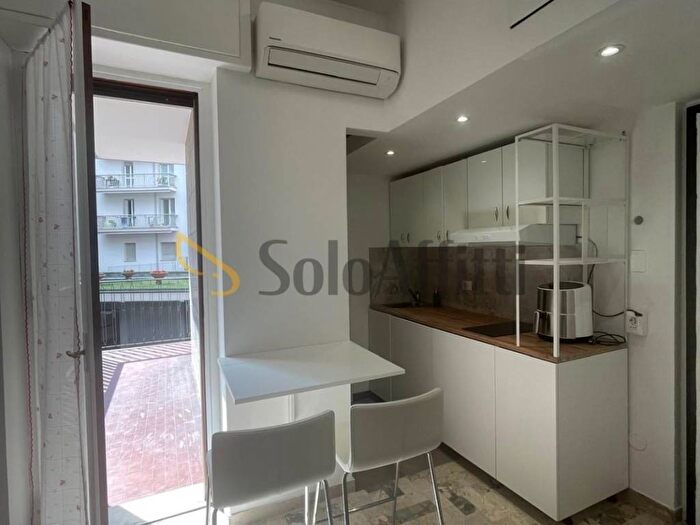 Appartamento monolocale in affitto in Brunella, Varese