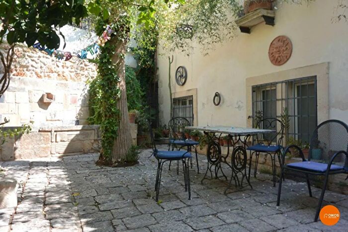 Casa con 7 locali in vendita in Via Pier Capponi, Noto