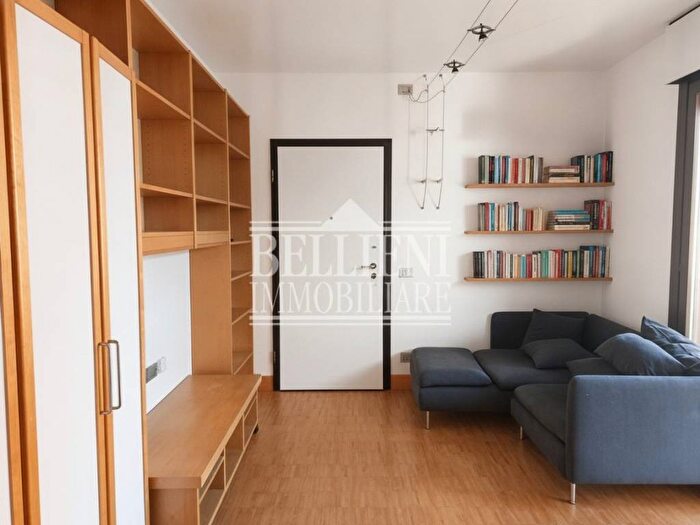Appartamento trilocale in affitto in Via Galileo Galilei, Centro Storico, Vicenza