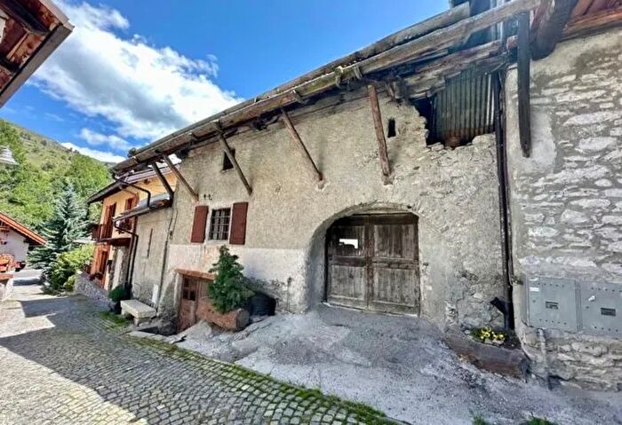 Casa in vendita in Cesana Torinese