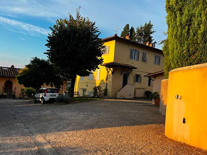 Appartamento trilocale in affitto in Via di Careggi, Bolognese, Firenze
