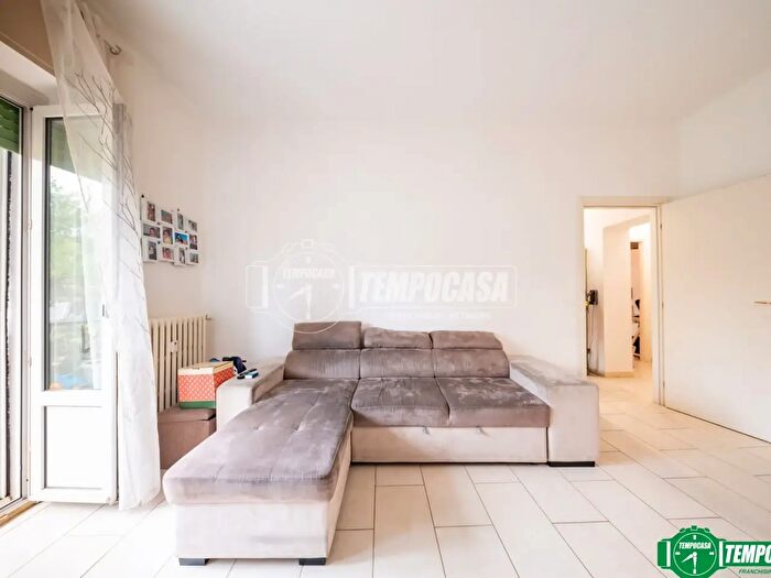 Appartamento trilocale in vendita in Via Mottarone, Arona