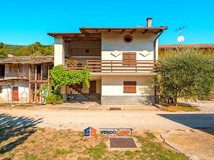 Casa con 6 locali in vendita in Via Foresti, Villar San Costanzo