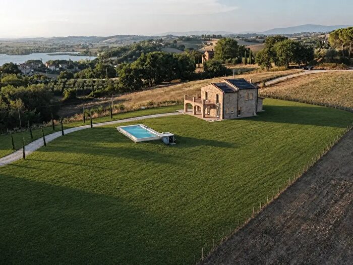 Casa monolocale in vendita in Via Binami, Castiglione Del Lago