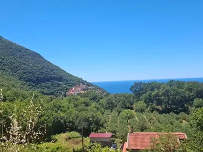 Casa con 5 locali in vendita in Via Rione Campo, Maratea