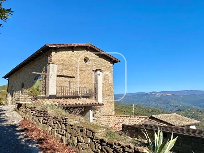 Casa con 6 locali in vendita in Via Trento E Trieste, Genazzano