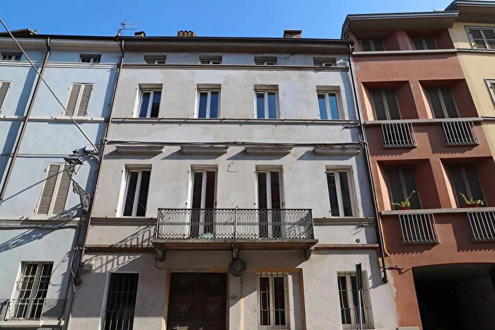 Appartamento monolocale in vendita in Borgo Regale, Parma