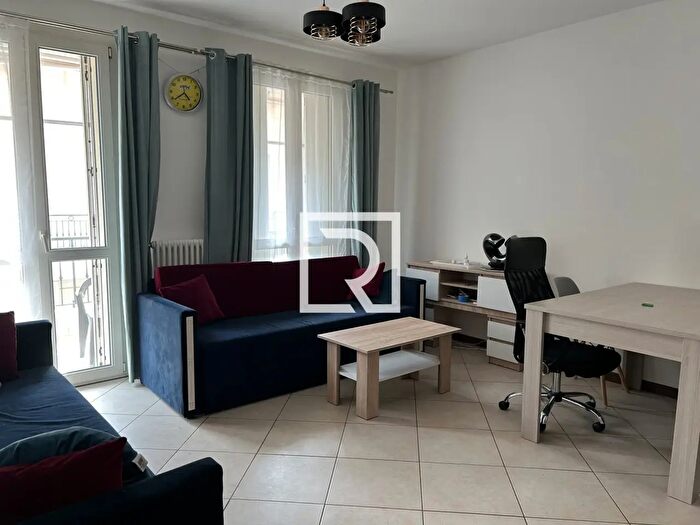 Appartamento trilocale in vendita in Via G Garibaldi a, Russi