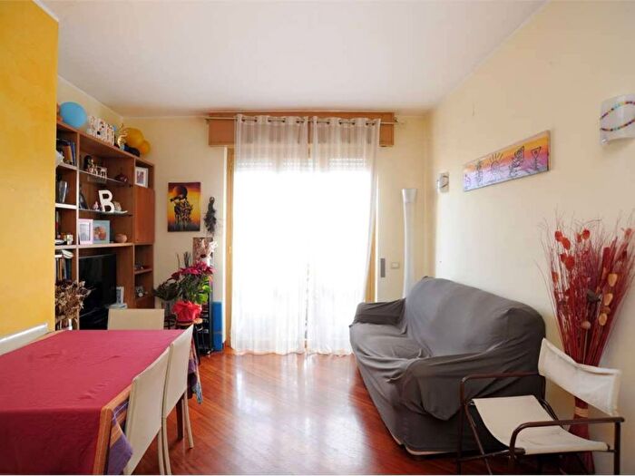 Appartamento bilocale in affitto in via valle antrona, Baggio, Milano