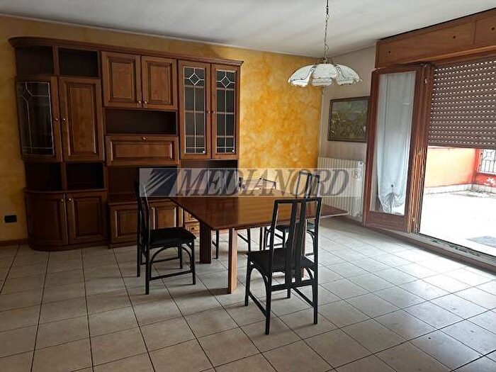 Appartamento trilocale in affitto in VIA BORGO PALAZZO, Borgo Palazzo, Bergamo