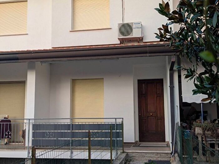 Casa con 5 locali in affitto in Via Torino, Centro, Porto Viro
