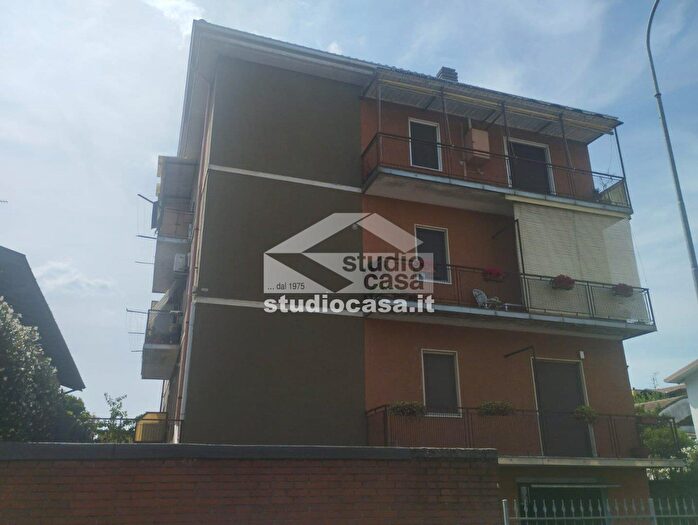 Appartamento trilocale in vendita in Via Molino, Belgioioso