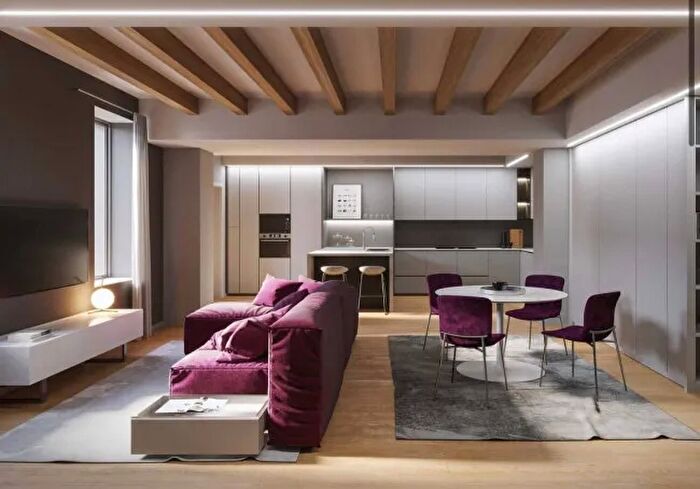 Appartamento quadrilocale in vendita in Mantova