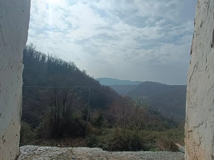 Casa con 7 locali in vendita in Via Gino Pellegrini, Varazze