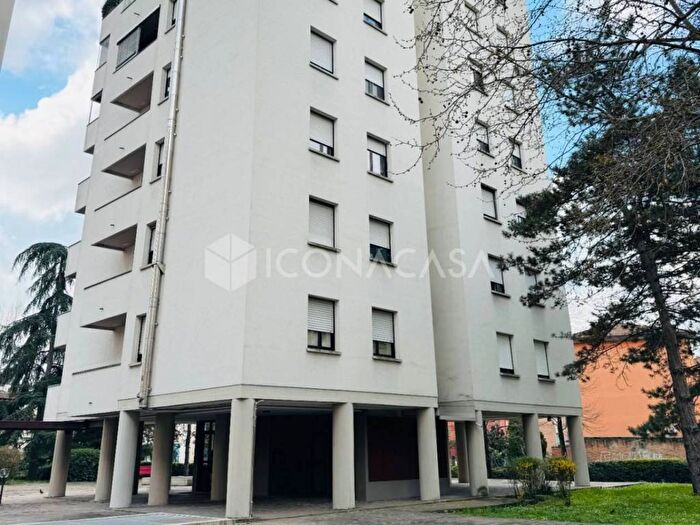 Casa quadrilocale in affitto in Via Emilia Ponente, Borgo Panigale, Bologna